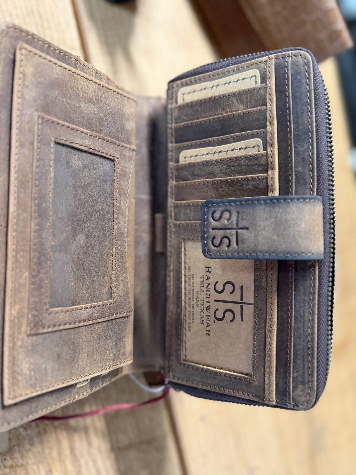 Chelsea Checkbook Wallet