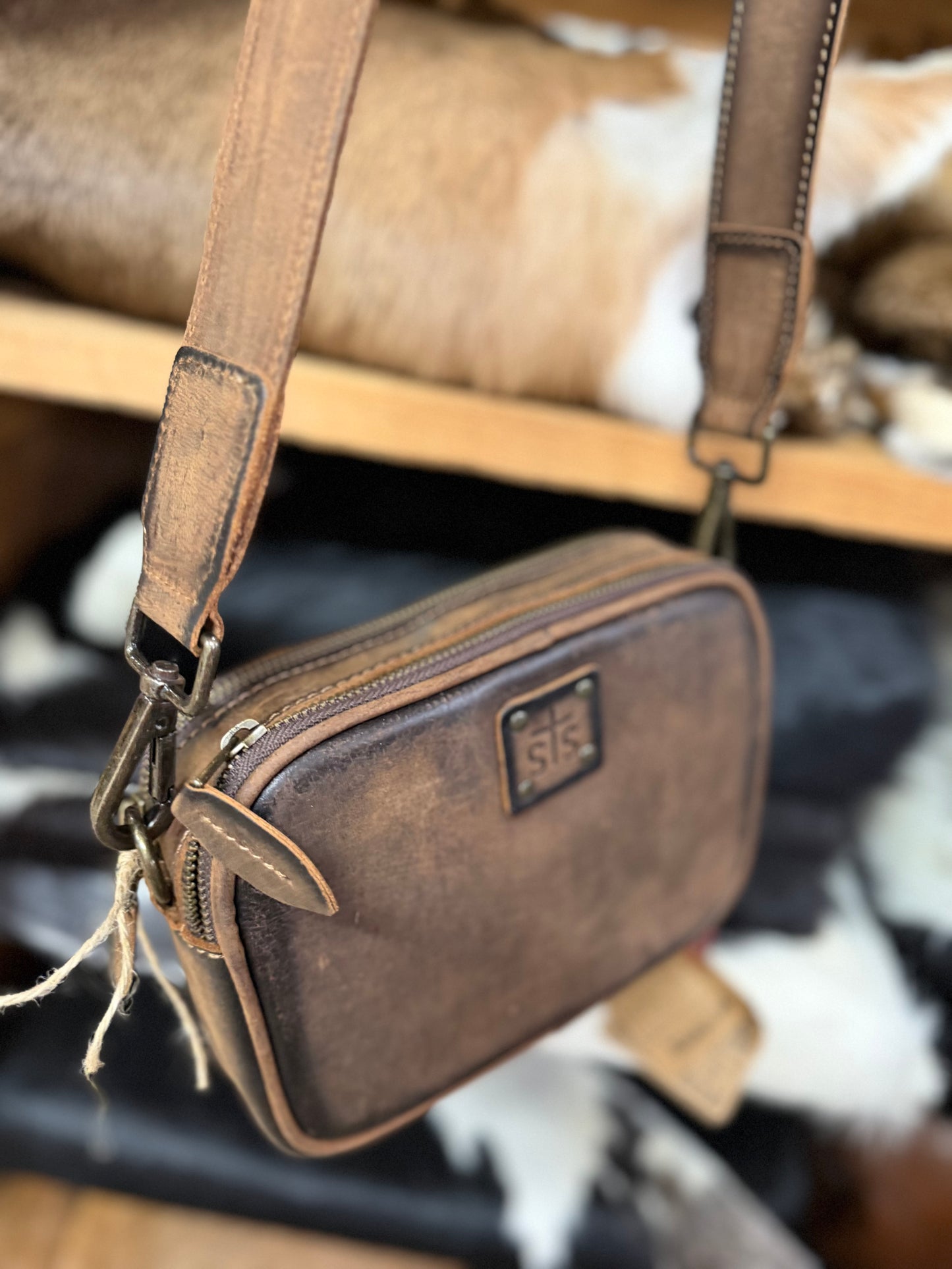 Lucy crossbody purse