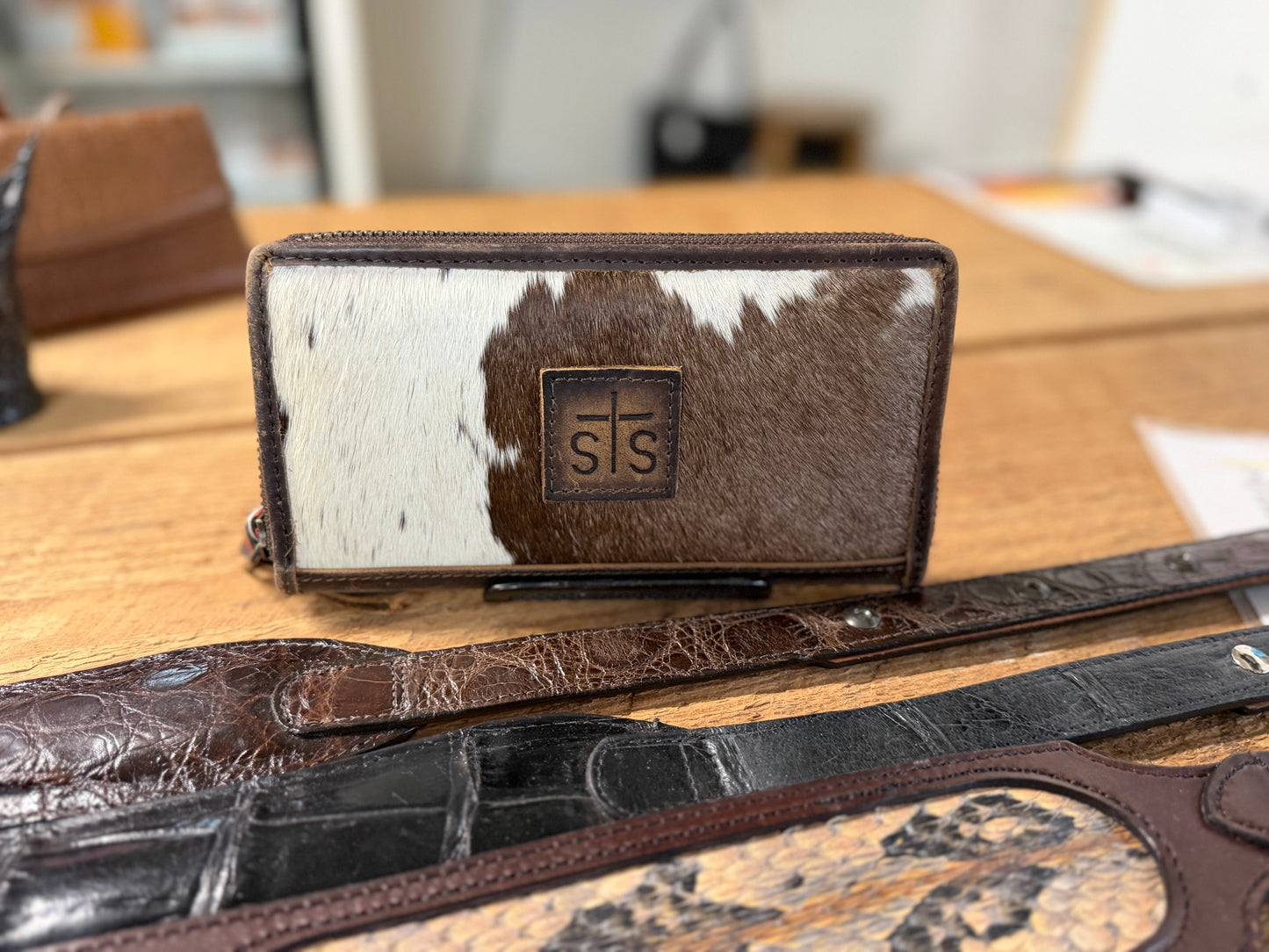 Bifold wallet