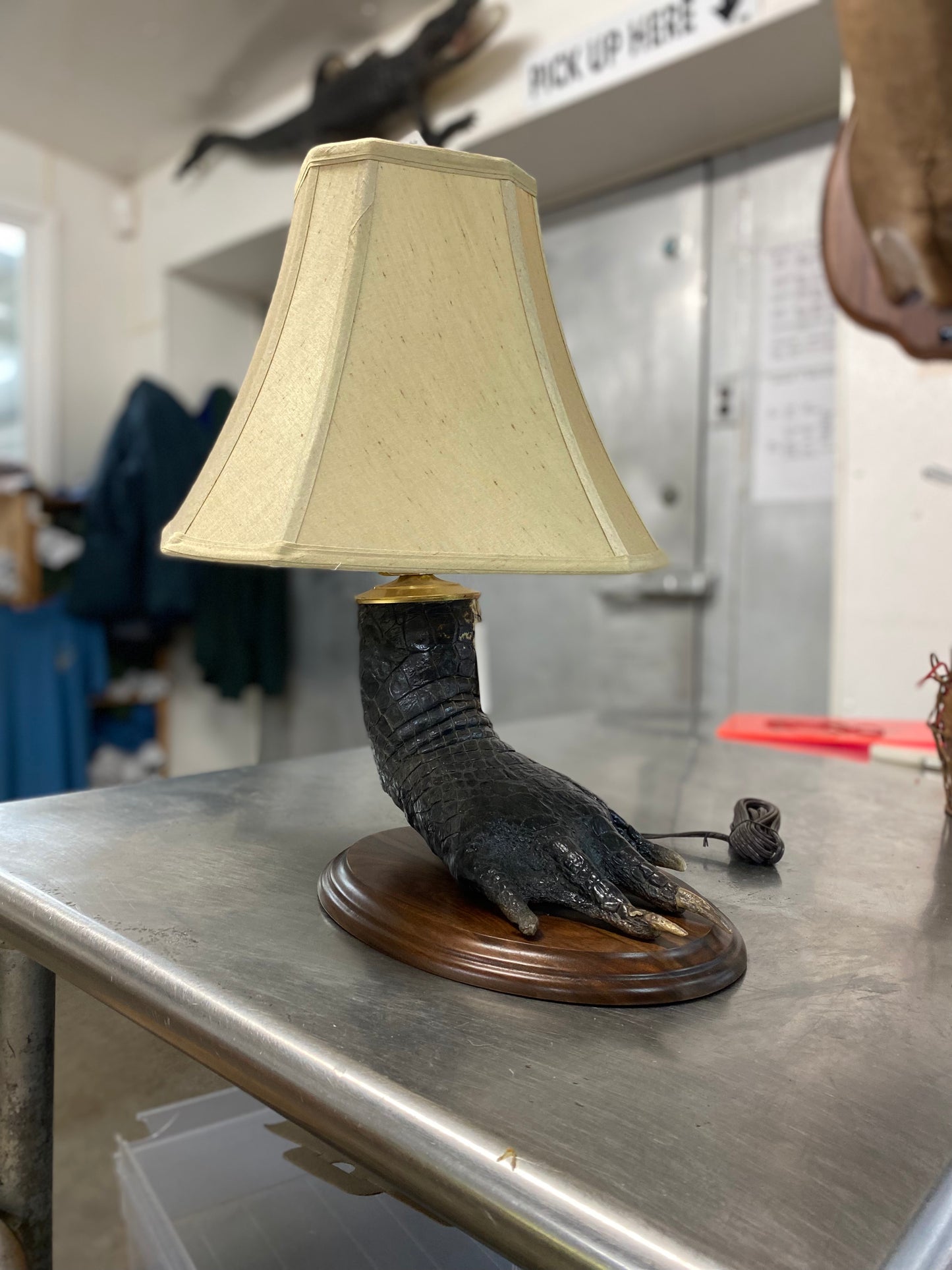 Alligator Foot Lamp